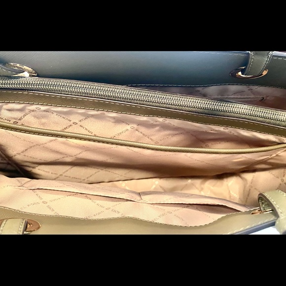 Michael Kors Olive/ Gold Tote Bag - Picture 6 of 7